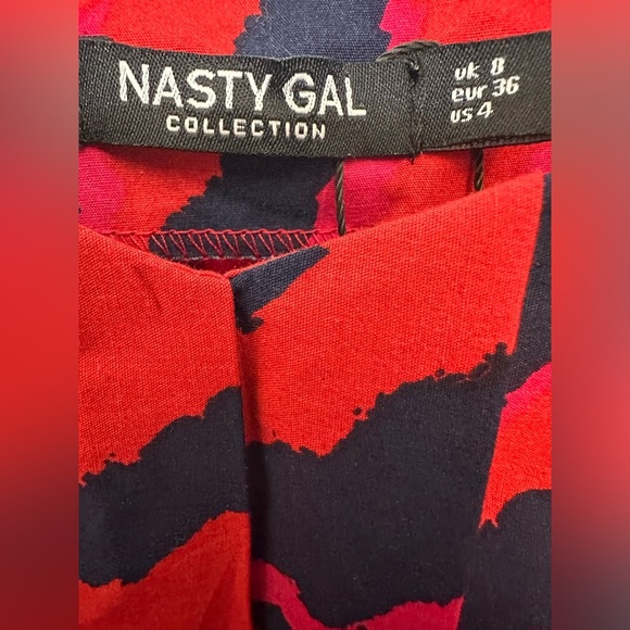 Nasty Gal Zebra Off The Shoulder Puff Sleeve Smock Top - Picture 4 of 10